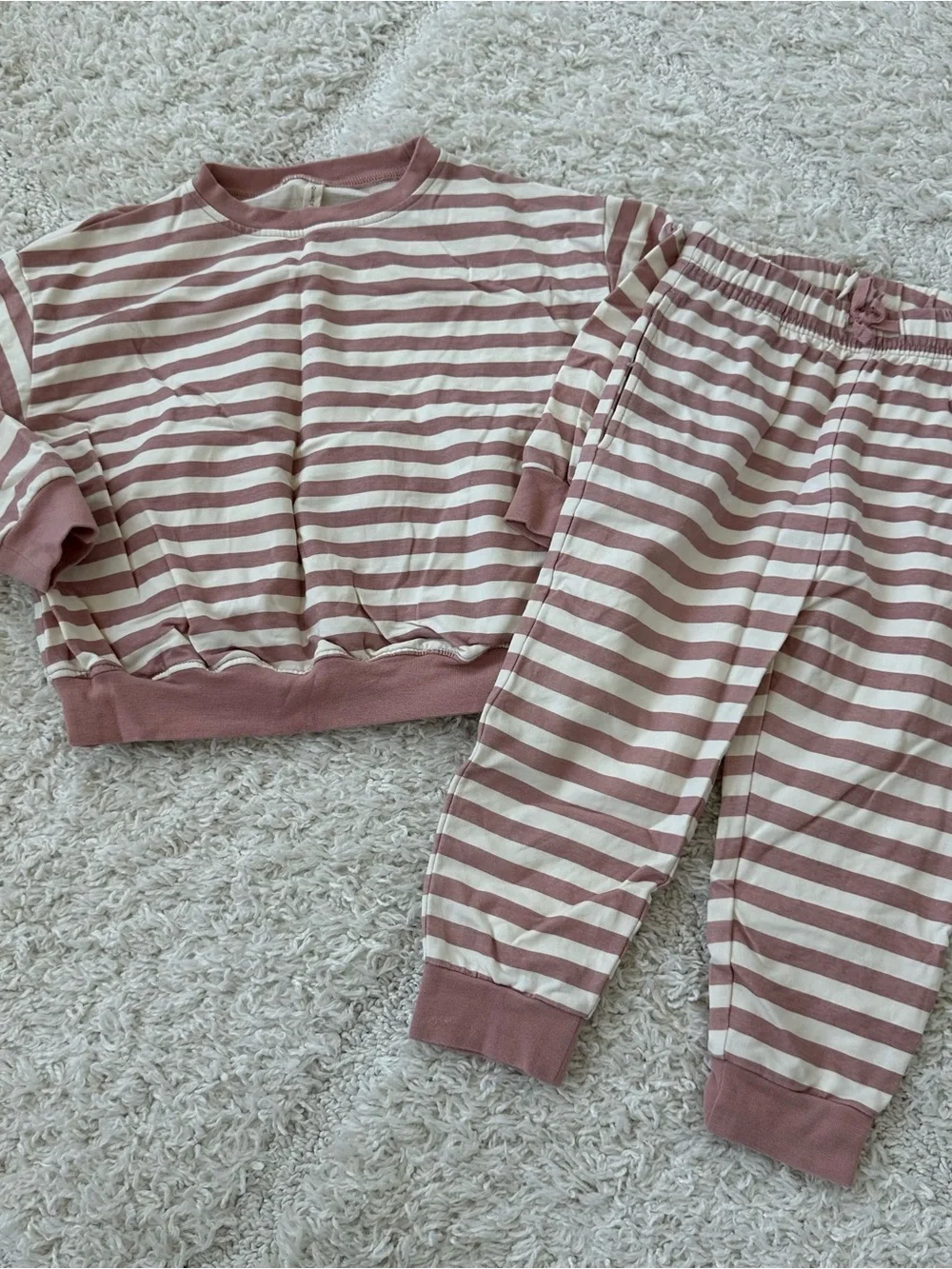 Quincy Mae Relaxed Crew Sweatshirt and Pants Set